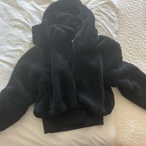 Alo Yoga Foxy Sherpa Jacket